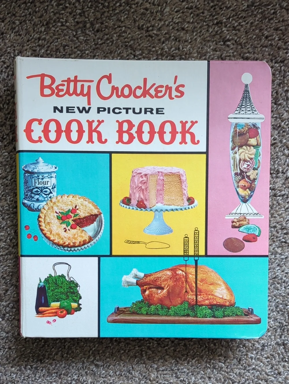 Vintage 1961 Betty Crocker's 5 Ring Cookbook 1st Edition 4th Printing
